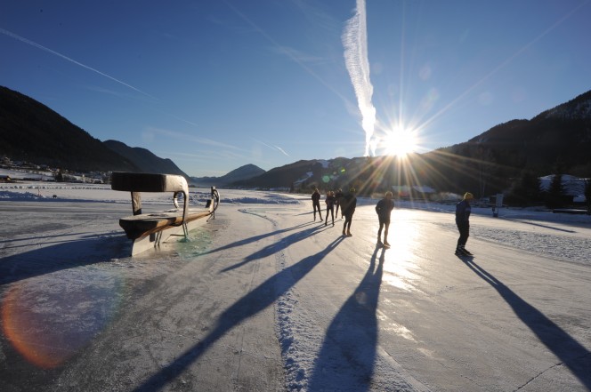 Eislaufen am Weissensee - © www.scheiflinger.co.at